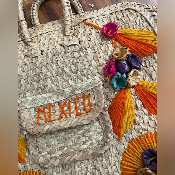 🌺 Mexico handmade large straw bag 17x17x4 embroidered - Picture 2 of 5